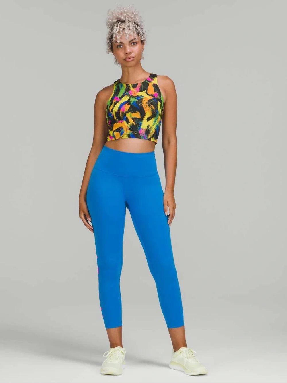 042. Lululemon Wunder Train High-Rise Tight 25